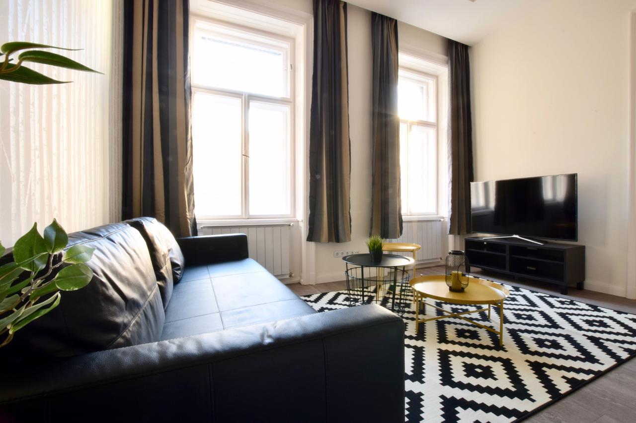 Standard Apartment By Hi5 - Dessewffy 39 布达佩斯 外观 照片